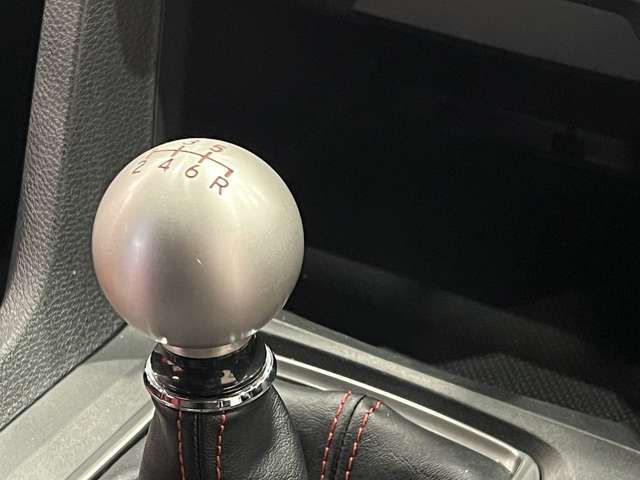 HONDA CIVIC HATCHBACK 2018 Image 31