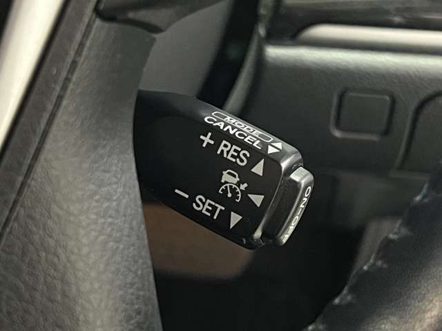 TOYOTA CROWN SEDAN 2016 Image 31