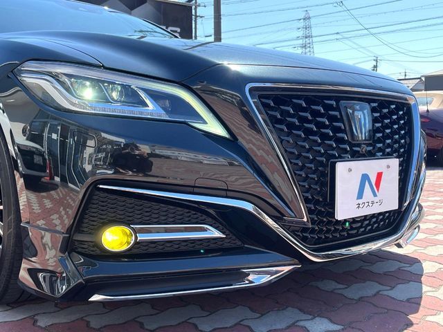 TOYOTA CROWN SEDAN HYBRID 2019 Image 31