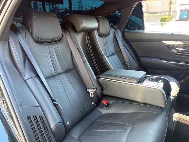 TOYOTA CROWN SEDAN HYBRID 2019 Image 31