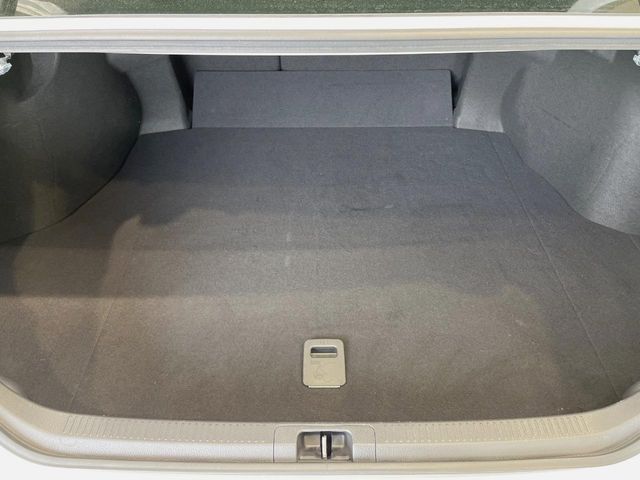 TOYOTA CAMRY HYBRID 2021 Image 31