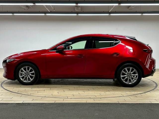MAZDA 3 FASTBACK 2019 Image 31