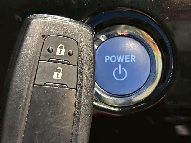 TOYOTA PRIUS 2021 Image 31