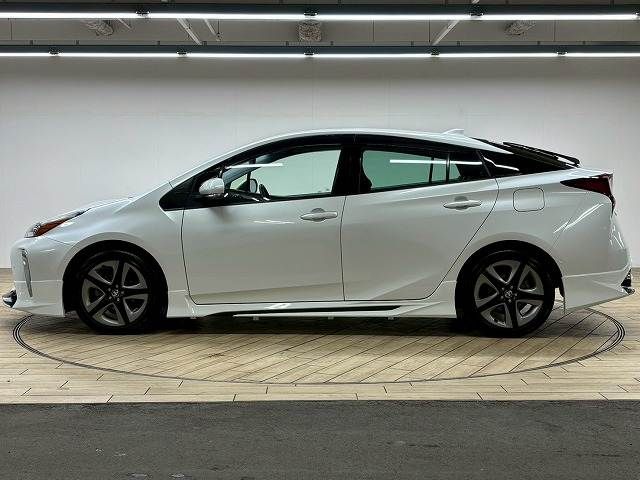 TOYOTA PRIUS 2021 Image 31