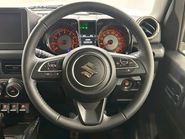 SUZUKI JIMNY NOMADE 2026 Image 31