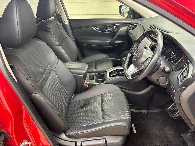NISSAN X-TRAIL 2WD 2018 Image 31