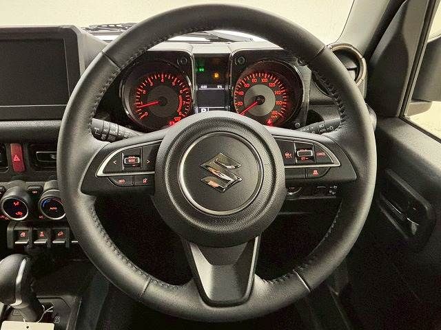 SUZUKI JIMNY NOMADE 2026 Image 31