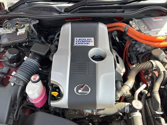 TOYOTA LEXUS RC300H 2019 Image 31