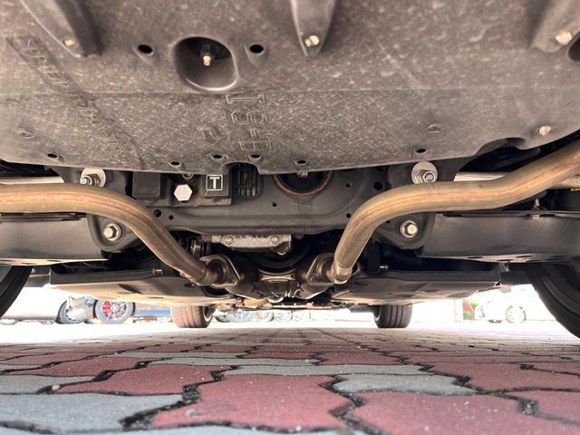 TOYOTA LEXUS RC300H 2019 Image 31