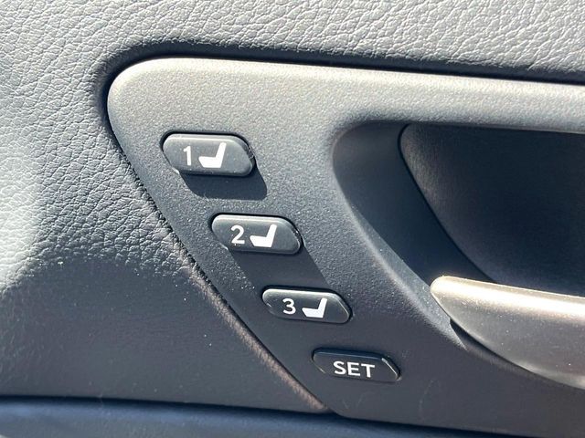 TOYOTA LEXUS IS300H 2021 Image 31