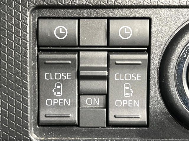 DAIHATSU TANTO FAN CROSS 4WD 2023 Image 31