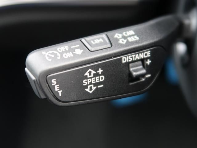 AUDI A8 2022 Image 31