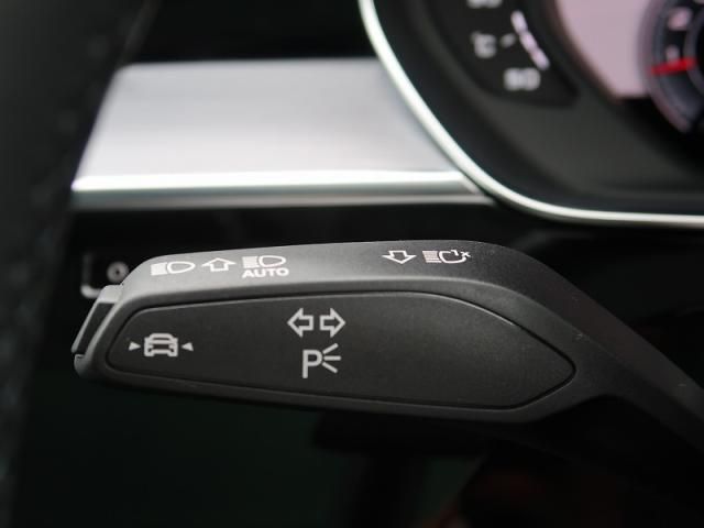 AUDI A8 2022 Image 31