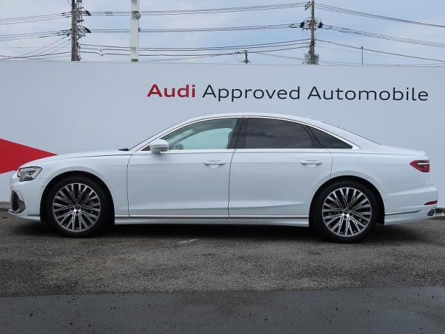 AUDI A8 2022 Image 31