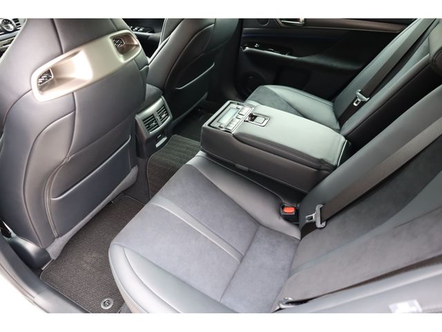 TOYOTA LEXUS GS F 2016 Image 31