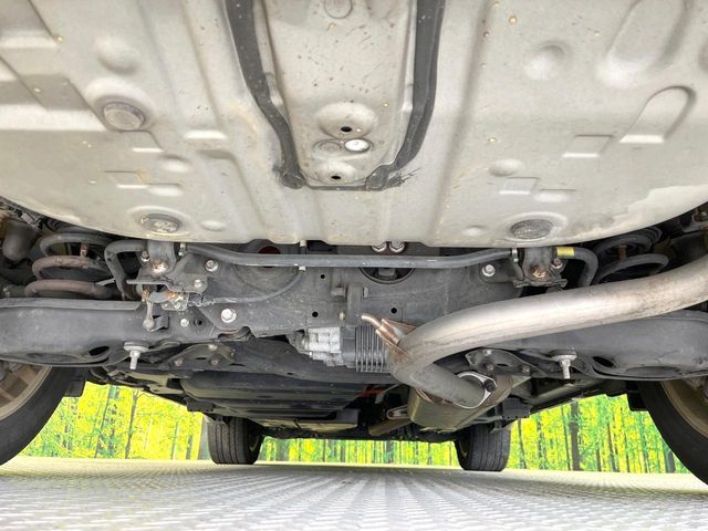 TOYOTA HARRIER HYBRID 2014 Image 31