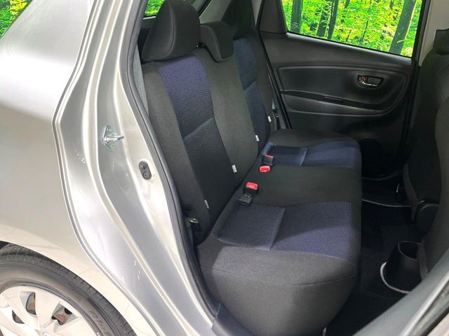 TOYOTA VITZ 2018 Image 31