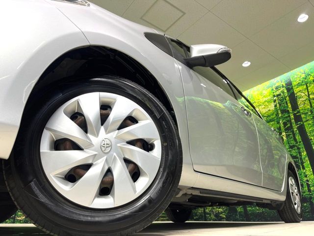 TOYOTA VITZ 2018 Image 31