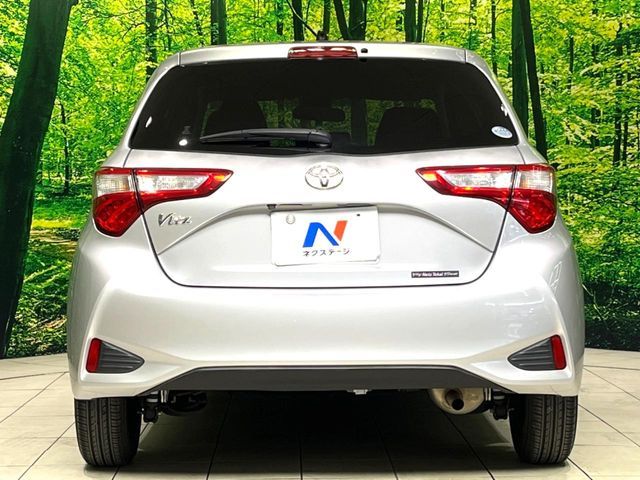 TOYOTA VITZ 2018 Image 31