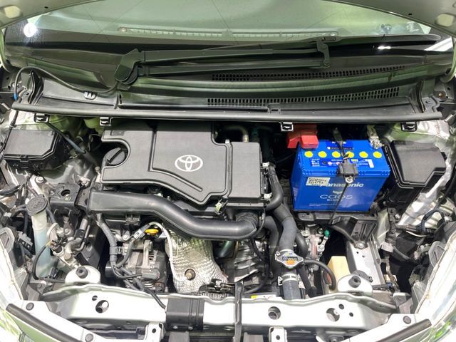 TOYOTA VITZ 2018 Image 31