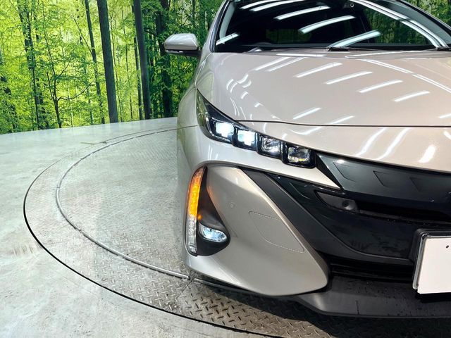 TOYOTA PRIUS PHV 2018 Image 31