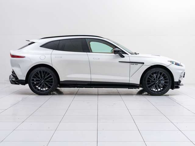 ASTON MARTIN SUV 2023 Image 31
