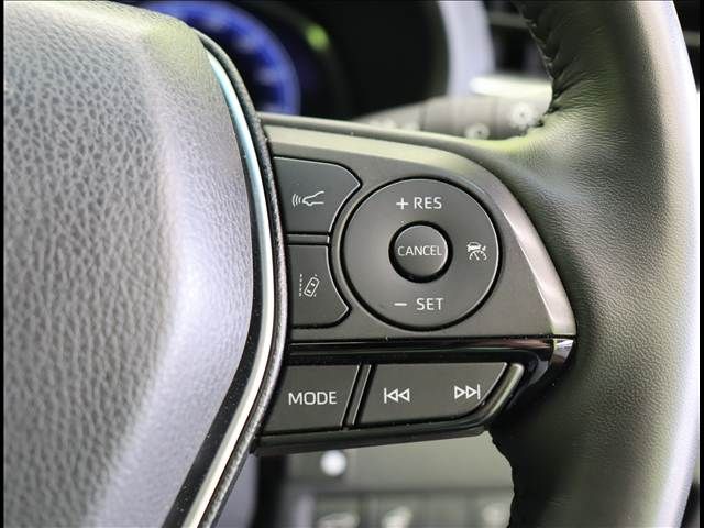 TOYOTA HARRIER HYBRID 2023 Image 31