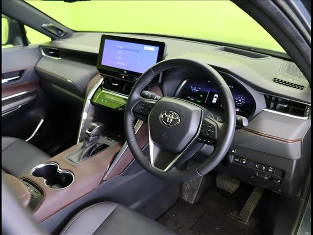 TOYOTA HARRIER HYBRID 2023 Image 31
