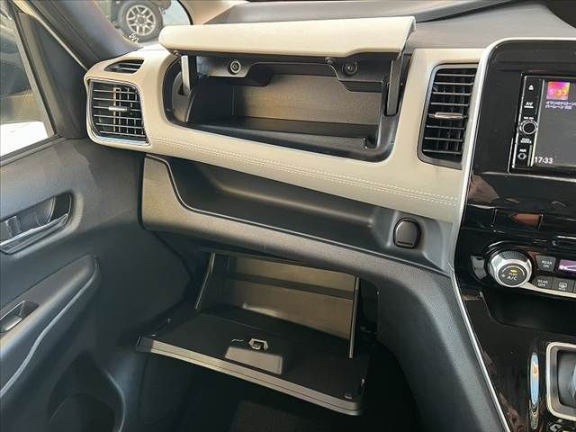 NISSAN SERENA  WG 2021 Image 31