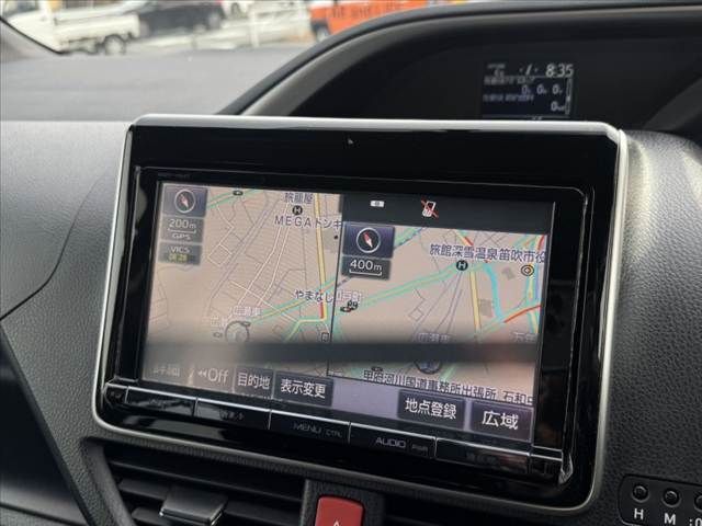 TOYOTA VOXY 2015 Image 31