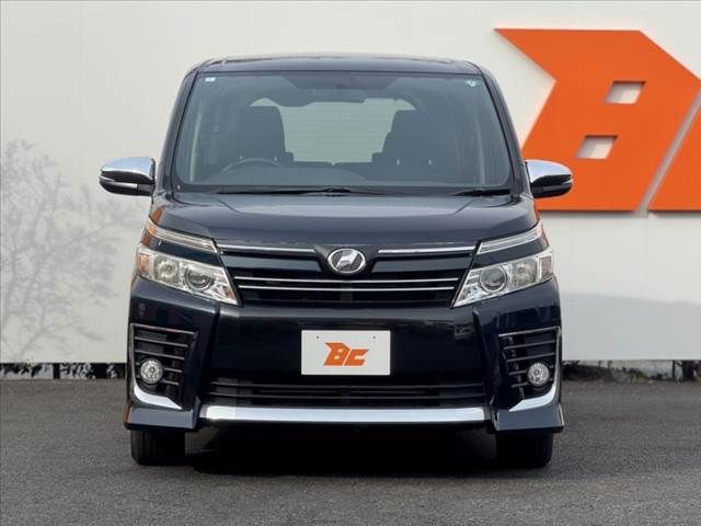 TOYOTA VOXY 2015 Image 31