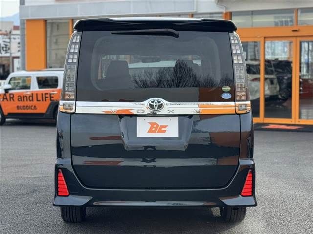 TOYOTA VOXY 2015 Image 31