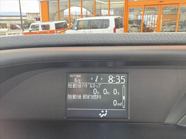 TOYOTA VOXY 2015 Image 31