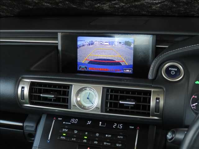 TOYOTA LEXUS IS300H 2013 Image 31