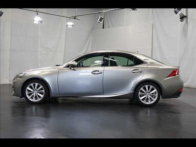TOYOTA LEXUS IS300H 2013 Image 31