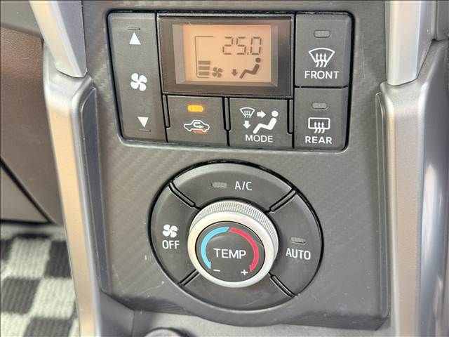 DAIHATSU COPEN 2016 Image 31