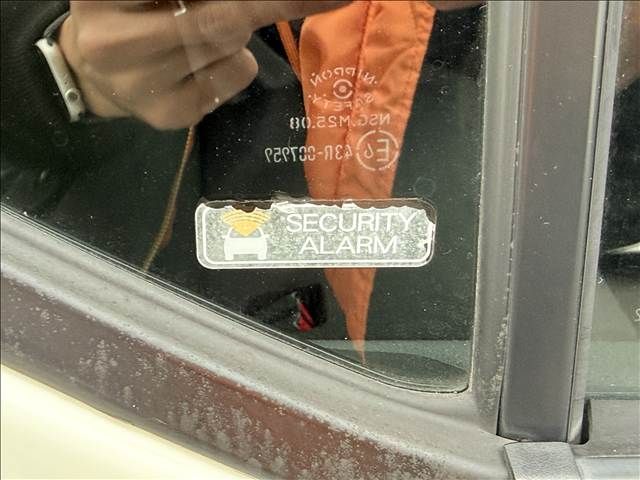 DAIHATSU MIRA E:S 2017 Image 31