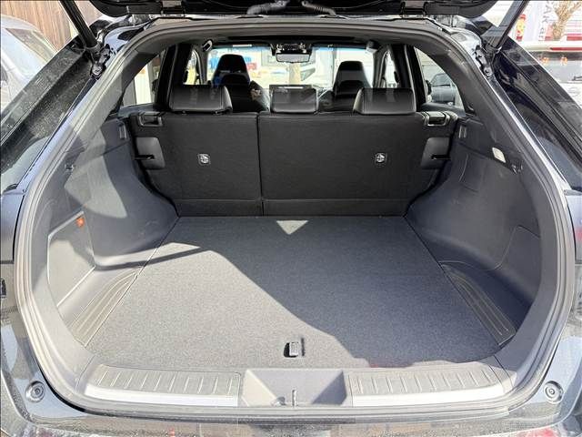 TOYOTA HARRIER PHEV 2023 Image 31