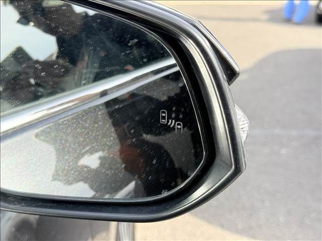 TOYOTA HARRIER PHEV 2023 Image 31