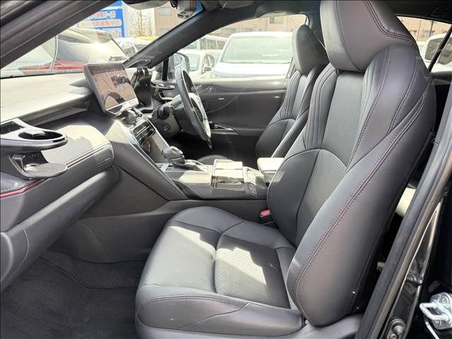 TOYOTA HARRIER PHEV 2023 Image 31