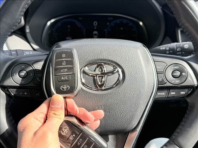 TOYOTA HARRIER PHEV 2023 Image 31