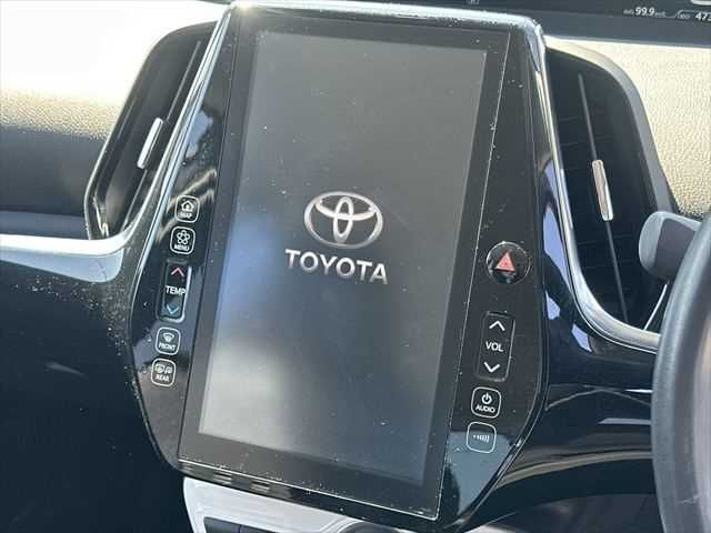 TOYOTA PRIUS PHV 2017 Image 31