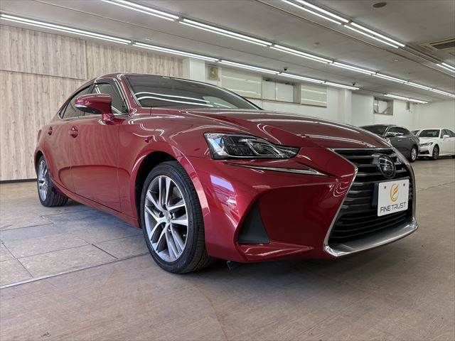 TOYOTA LEXUS IS300 2018 Image 31