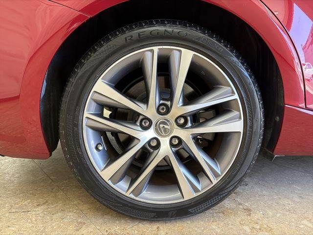 TOYOTA LEXUS IS300 2018 Image 31