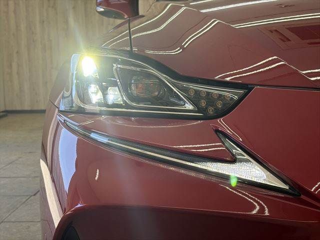 TOYOTA LEXUS IS300 2018 Image 31