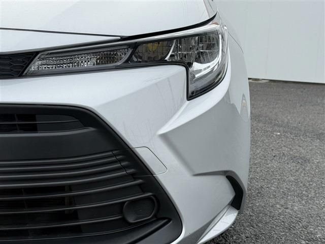 TOYOTA COROLLA TOURING HYBR 2023 Image 31