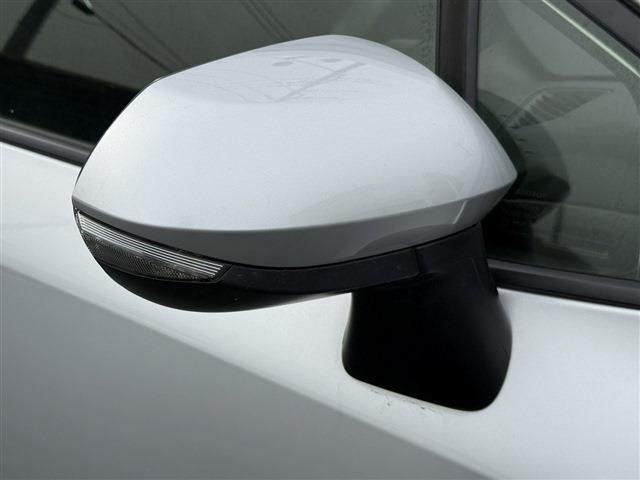 TOYOTA COROLLA TOURING HYBR 2023 Image 31