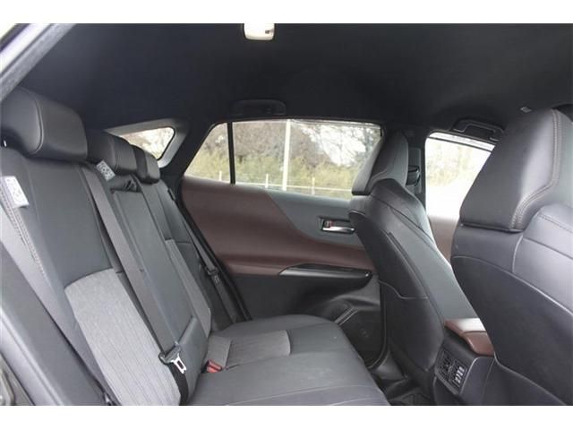 TOYOTA HARRIER HYBRID 2023 Image 31