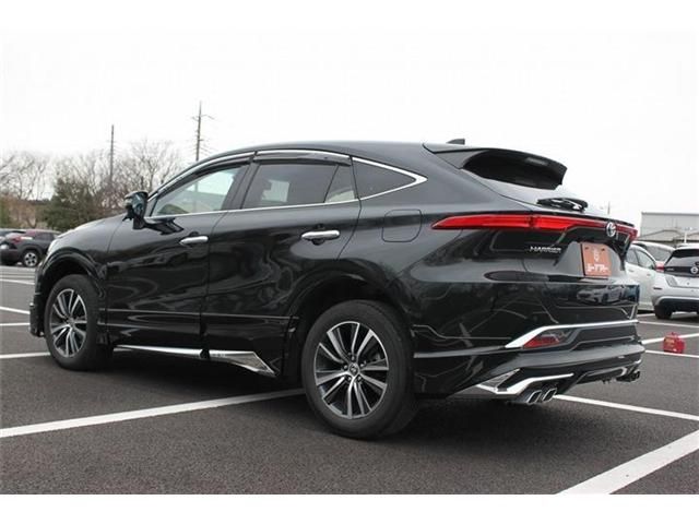 TOYOTA HARRIER HYBRID 2023 Image 31