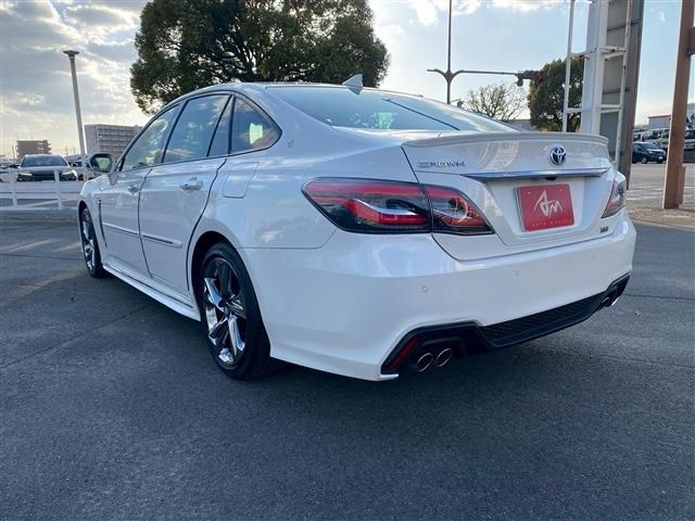 TOYOTA CROWN SEDAN HYBRID 2019 Image 31